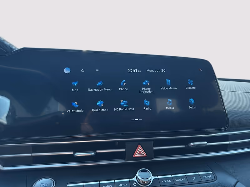 2025 Hyundai Elantra Preferred