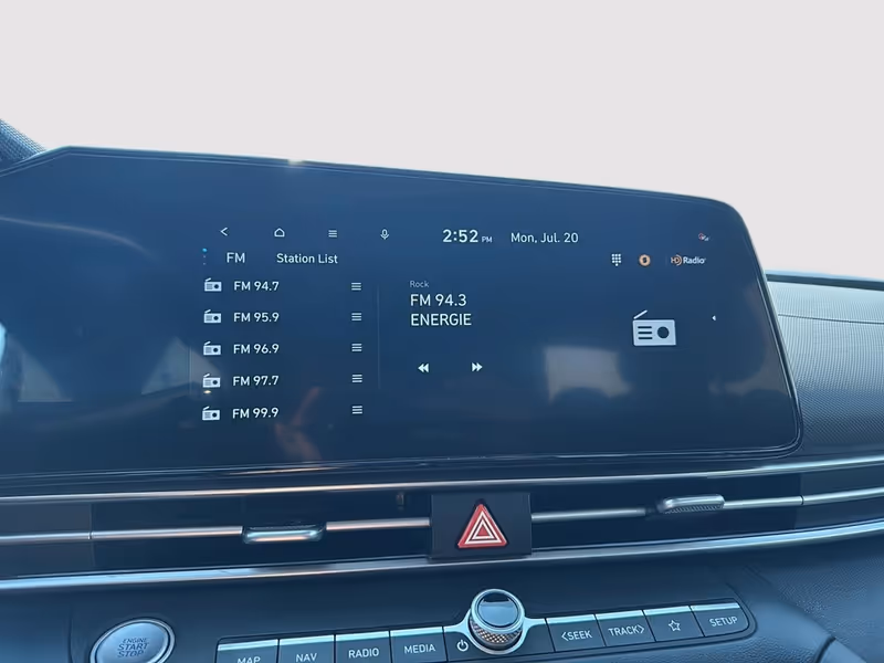 2025 Hyundai Elantra Preferred