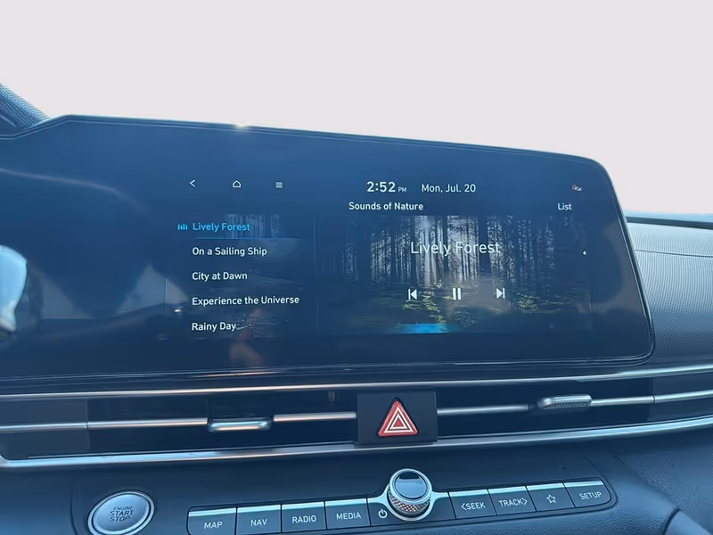 2025 Hyundai Elantra Preferred