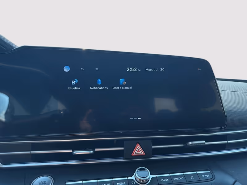 2025 Hyundai Elantra Preferred