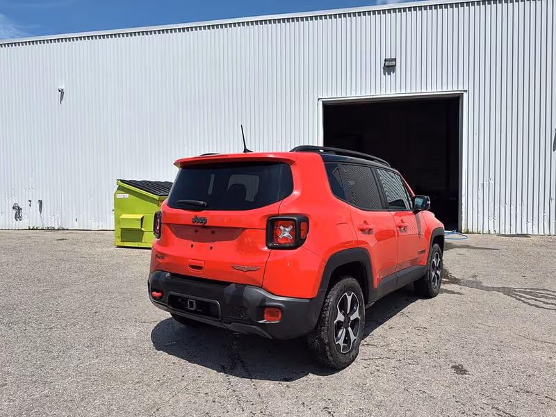 2022 Jeep Renegade Trailhawk