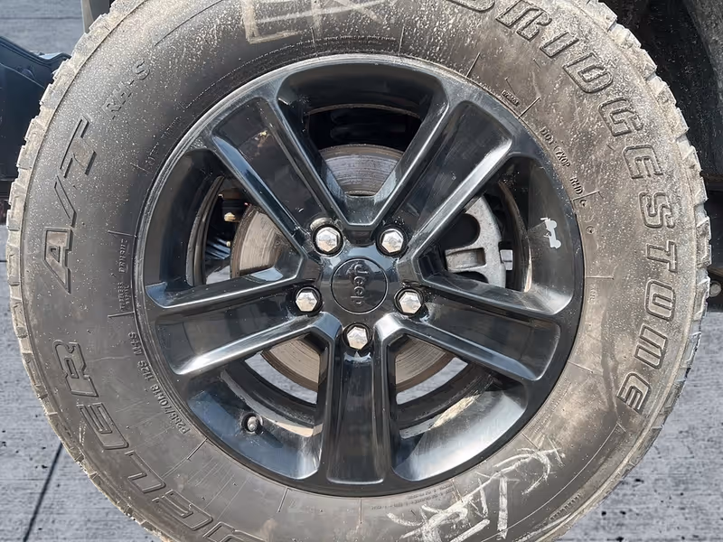 2023 Jeep Wrangler Sahara Altitude