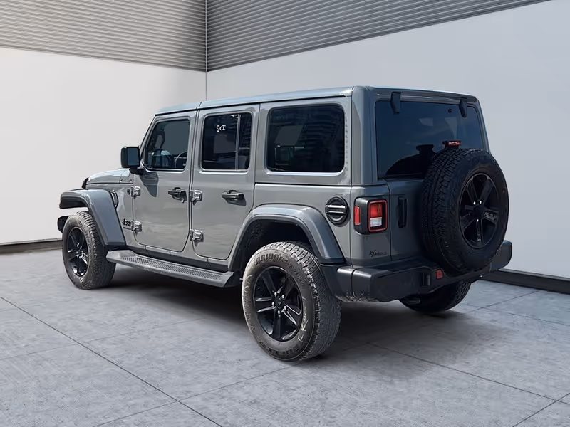 2023 Jeep Wrangler Sahara Altitude