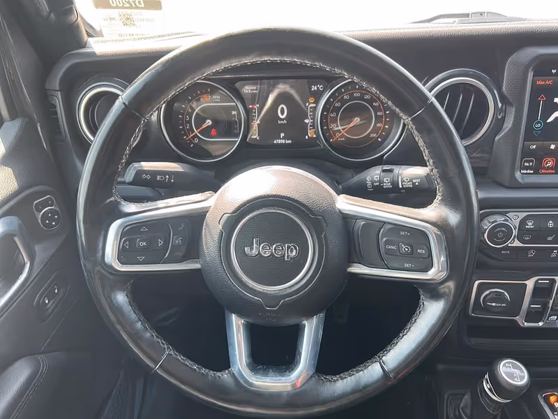 2023 Jeep Wrangler Sahara Altitude