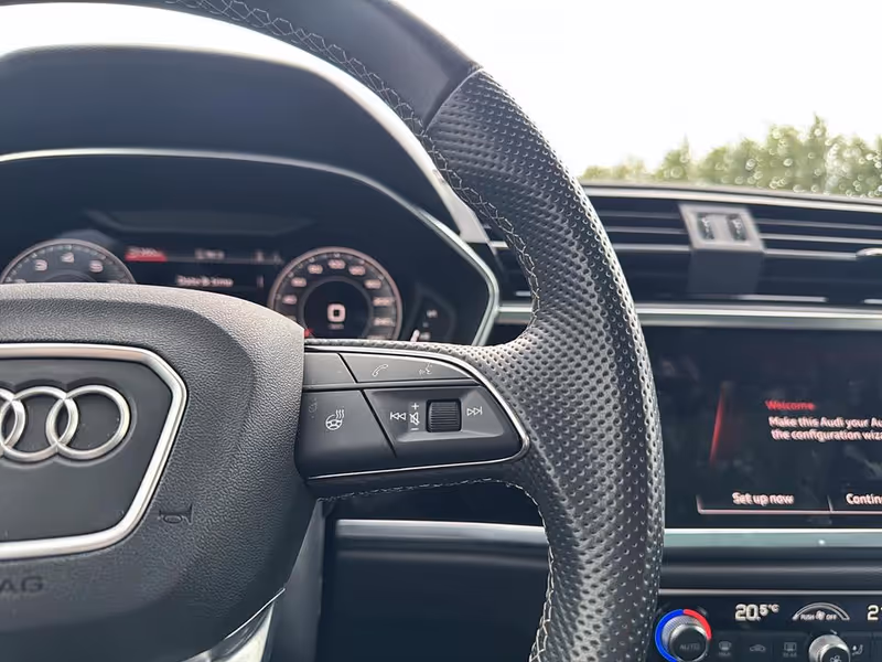 2023 Audi Q3 Technik