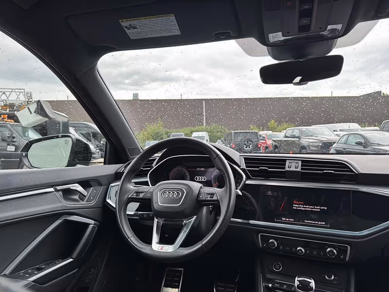 2023 Audi Q3 Technik