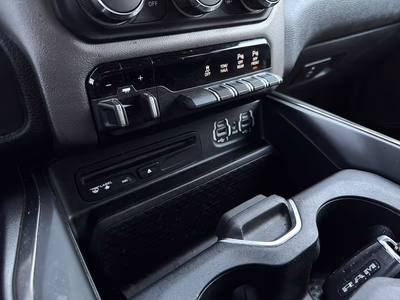 2019 Ram 1500 Sport