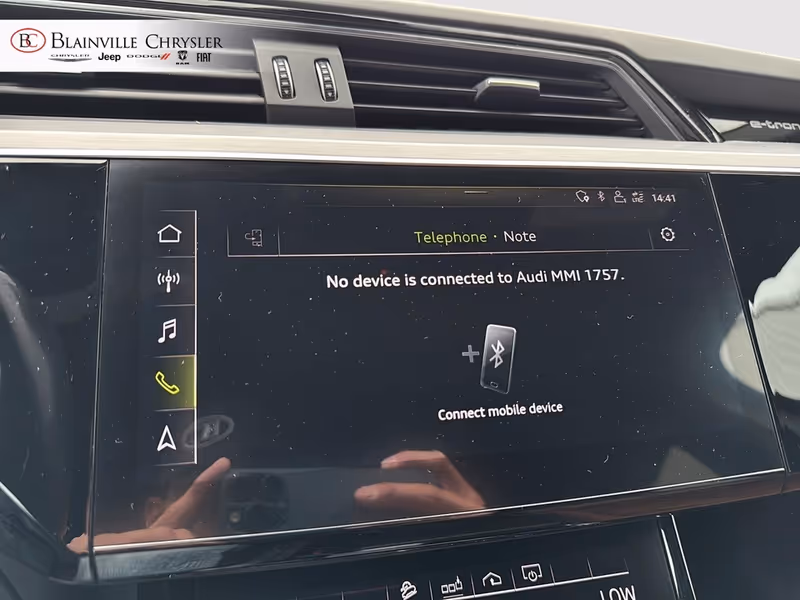 2019 Audi e-tron Progressiv