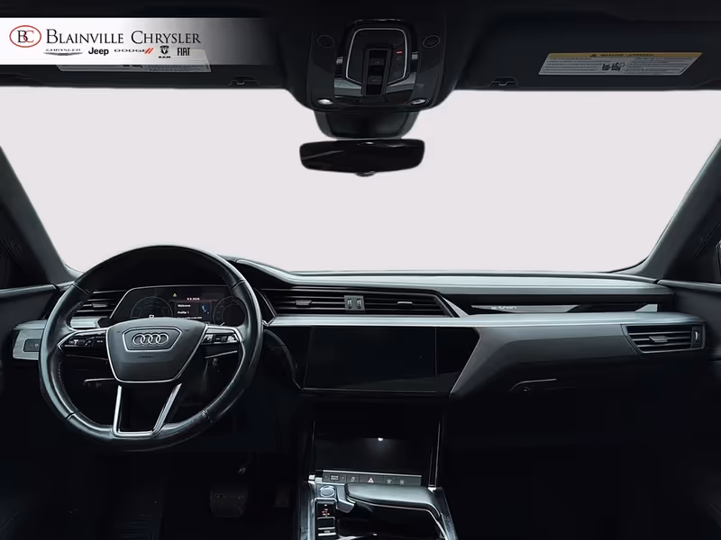 2019 Audi e-tron Progressiv