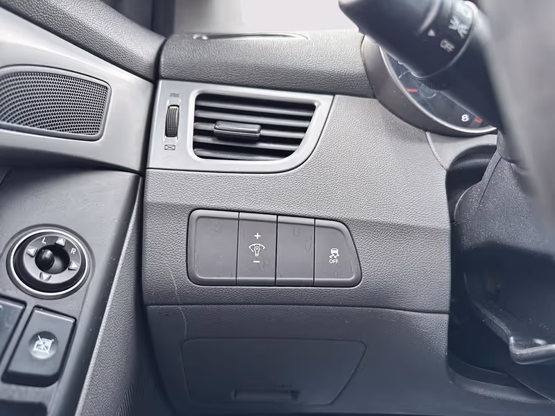 2015 Hyundai Elantra L
