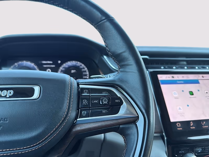 2022 Jeep Grand Cherokee L Summit
