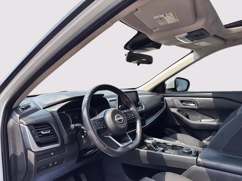 2024 Nissan Rogue SV Moonroof