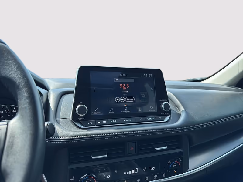 2024 Nissan Rogue SV Moonroof