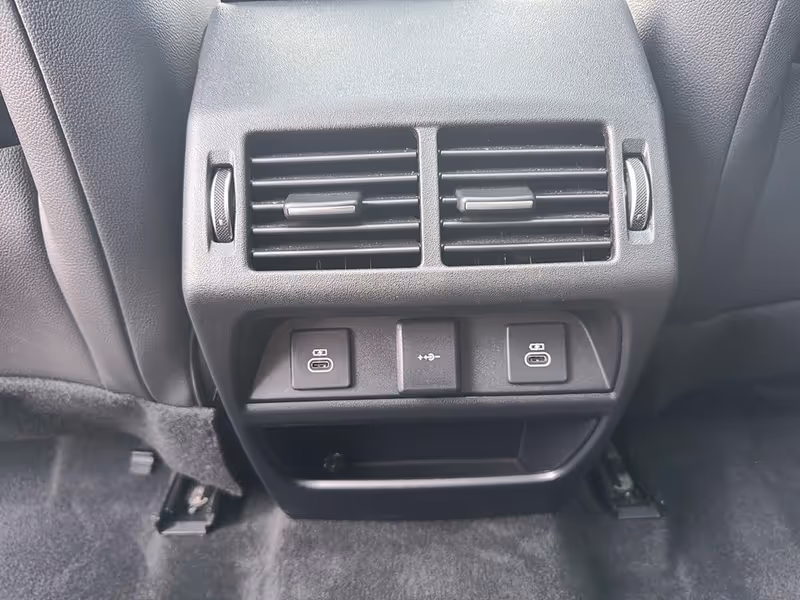 2023 Land Rover Discovery Sport R-Dynamic SE