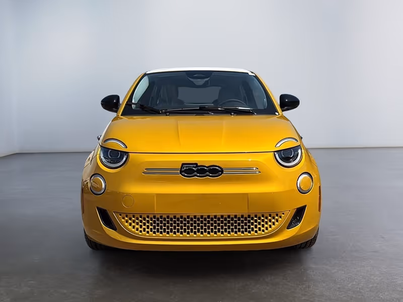 2026 FIAT 500e Pop