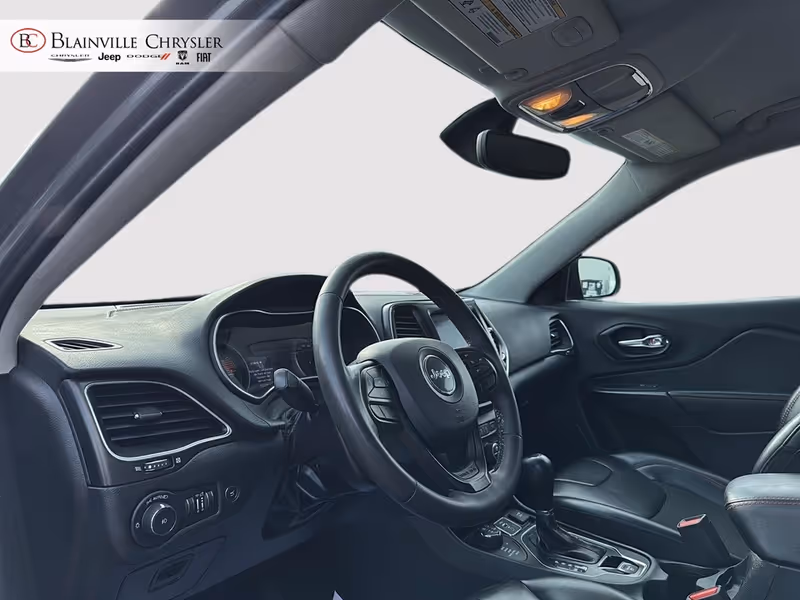 2022 Jeep Cherokee Trailhawk