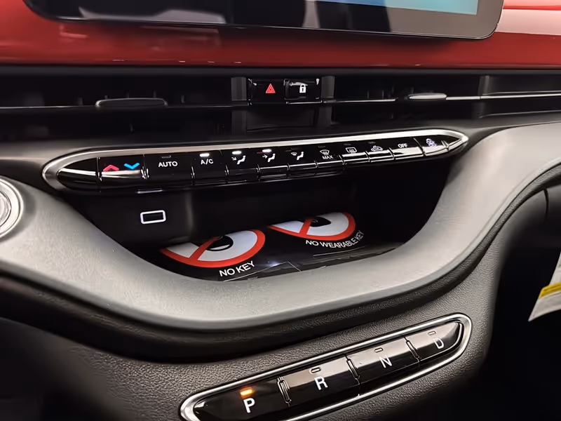 2026 FIAT 500e Pop