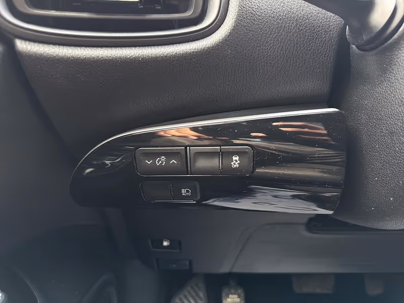 2021 Toyota Prius Technology