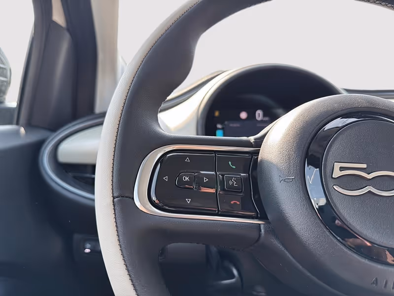 2026 FIAT 500e Icona