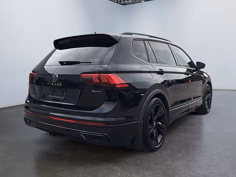 2024 Volkswagen Tiguan Comfortline R-Line Black Edition