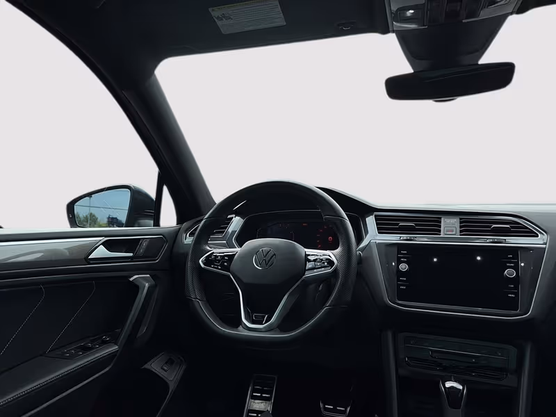 2024 Volkswagen Tiguan Comfortline R-Line Black Edition