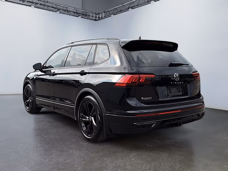 2024 Volkswagen Tiguan Comfortline R-Line Black Edition