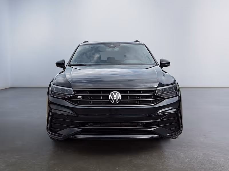 2024 Volkswagen Tiguan Comfortline R-Line Black Edition