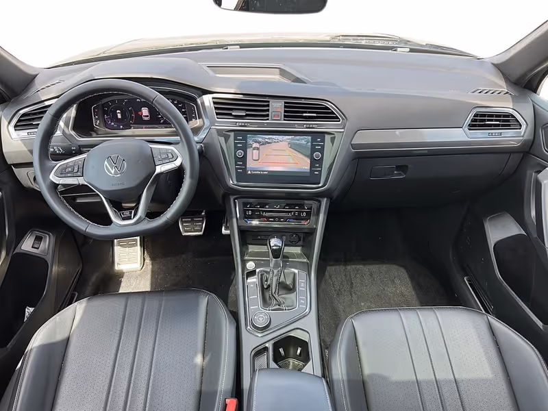 2023 Volkswagen Tiguan Comfortline R-Line Black Edition