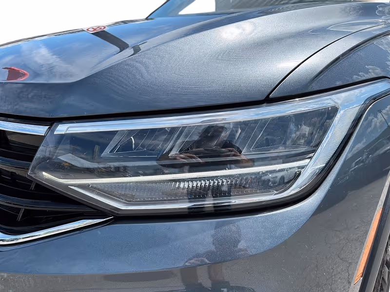 2023 Volkswagen Tiguan Comfortline R-Line Black Edition