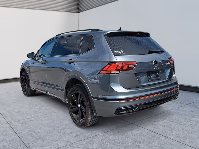 2023 Volkswagen Tiguan Comfortline R-Line Black Edition