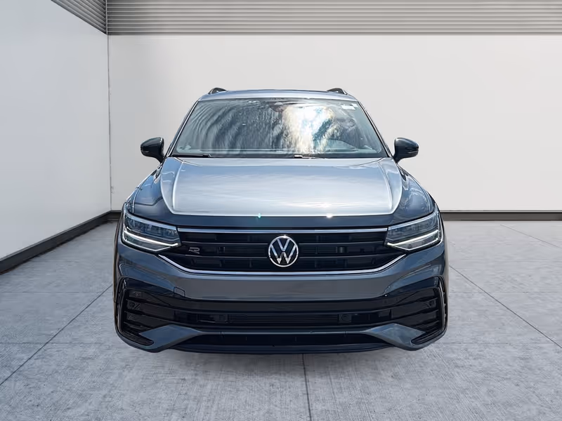 2023 Volkswagen Tiguan Comfortline R-Line Black Edition