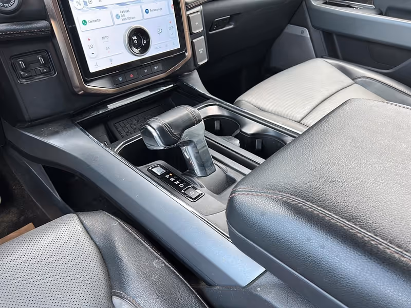 2023 Ford F-150 Lightning LARIAT
