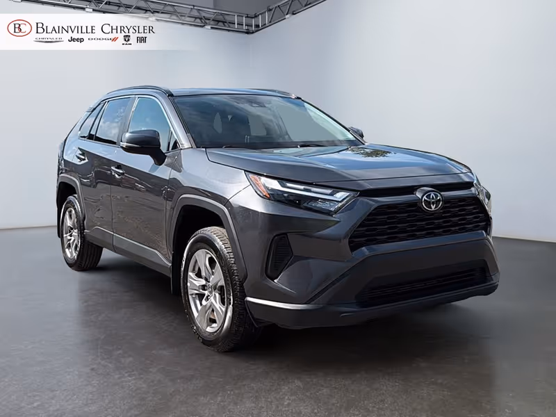 2023 Toyota RAV4 XLE