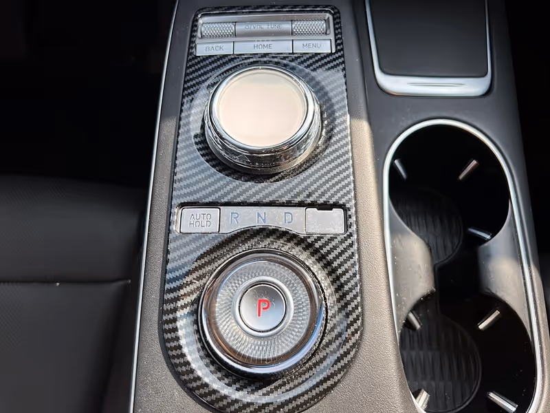 2023 Genesis GV70 2.5T Select