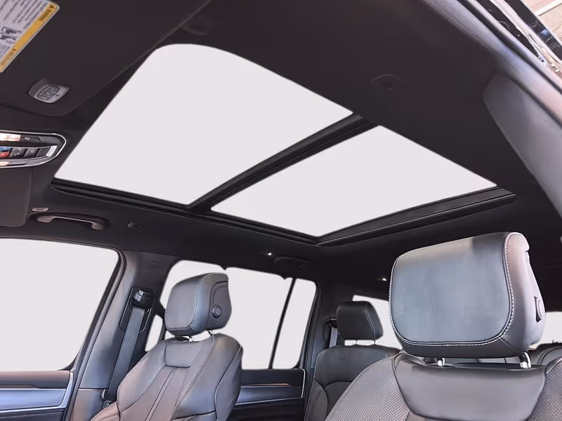 2026 Jeep Grand Wagoneer Limited Reserve