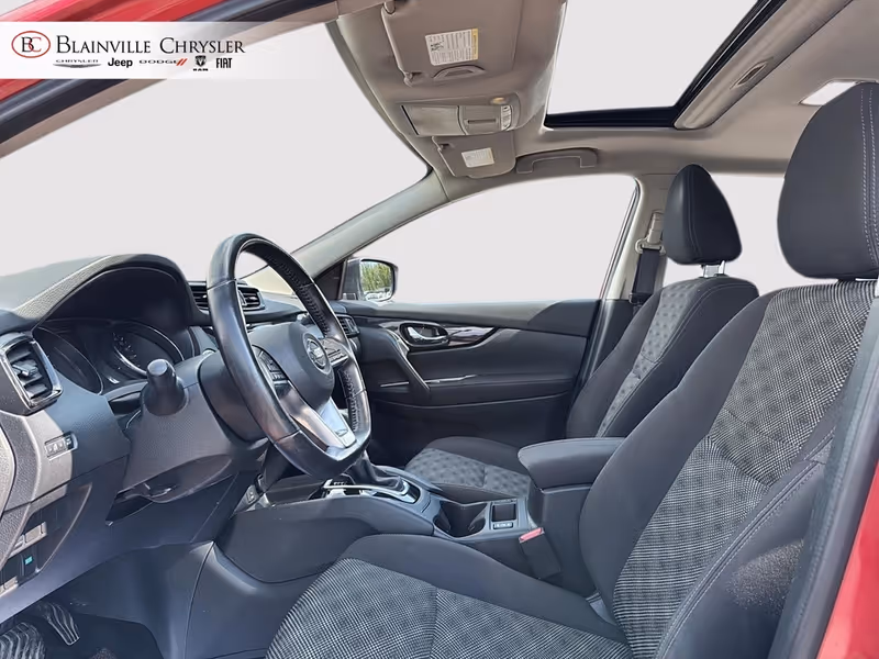 2018 Nissan Qashqai SV