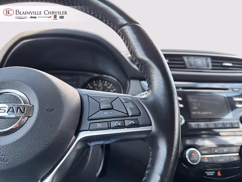 2018 Nissan Qashqai SV