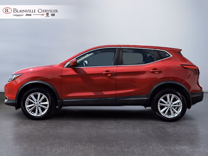 2018 Nissan Qashqai SV