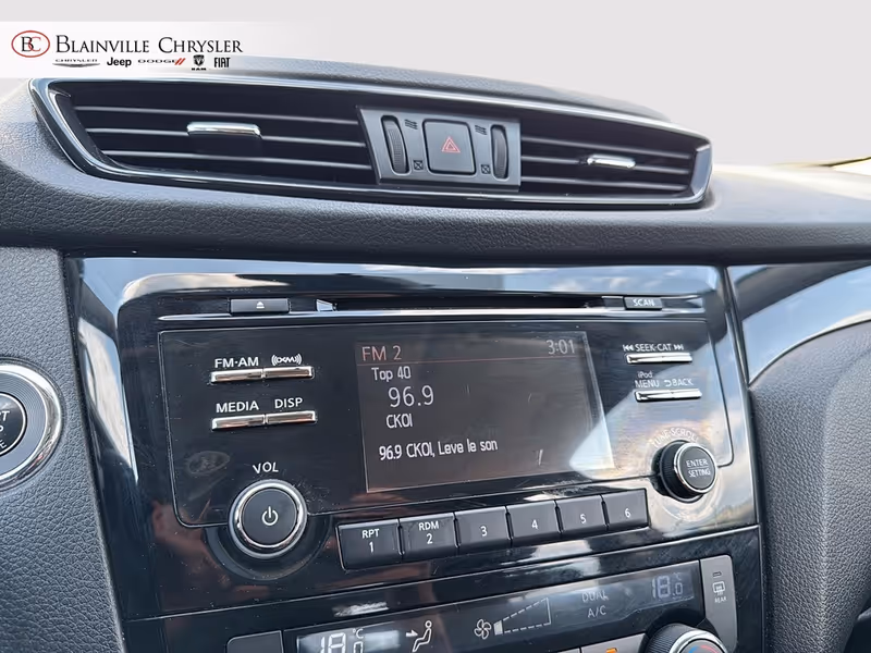 2018 Nissan Qashqai SV
