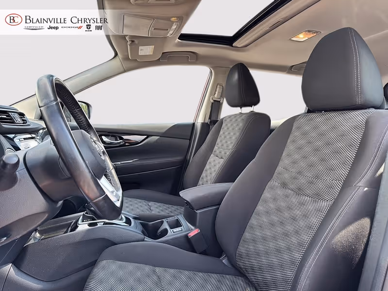 2018 Nissan Qashqai SV