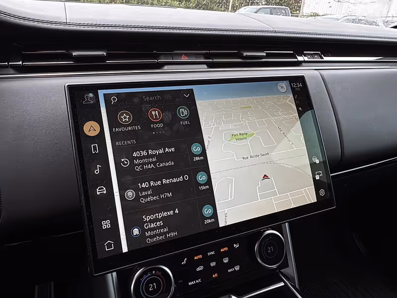 2023 Land Rover Range Rover SE