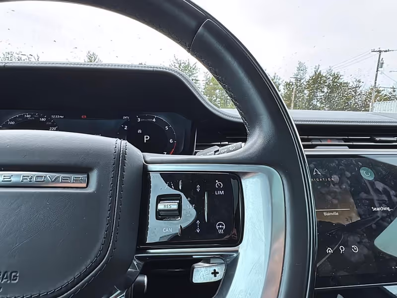 2023 Land Rover Range Rover SE