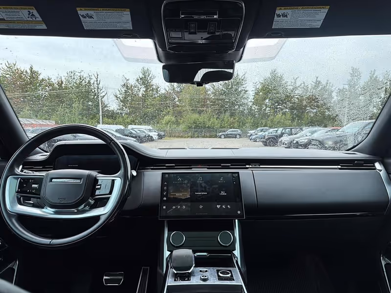2023 Land Rover Range Rover SE