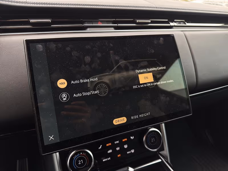 2023 Land Rover Range Rover SE
