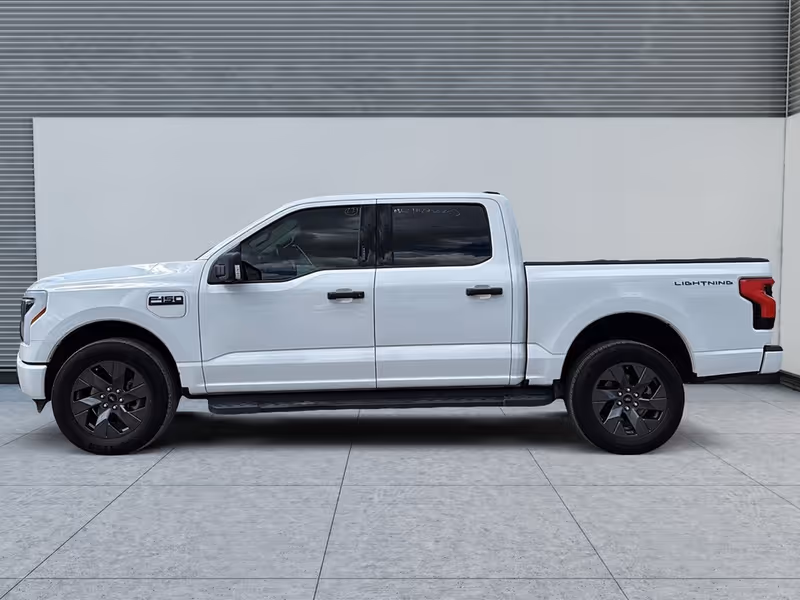 2024 Ford F-150 Lightning XLT