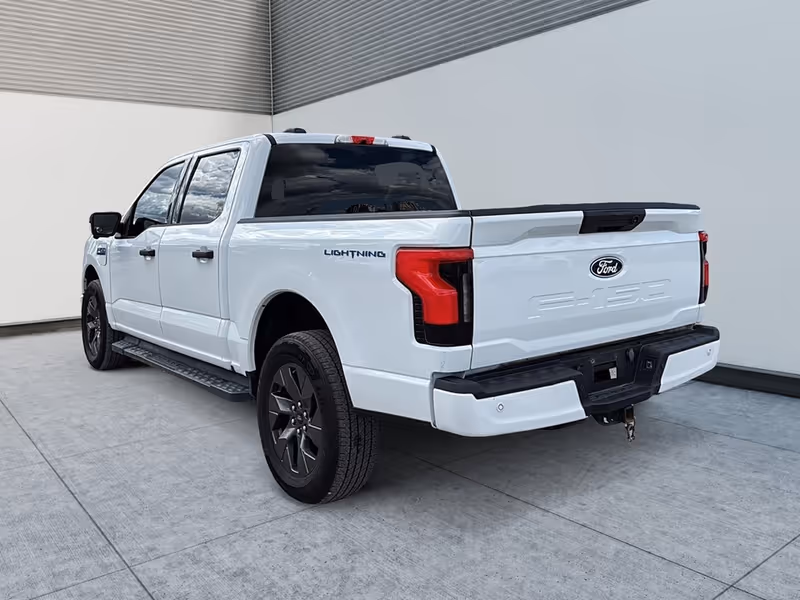 2024 Ford F-150 Lightning XLT