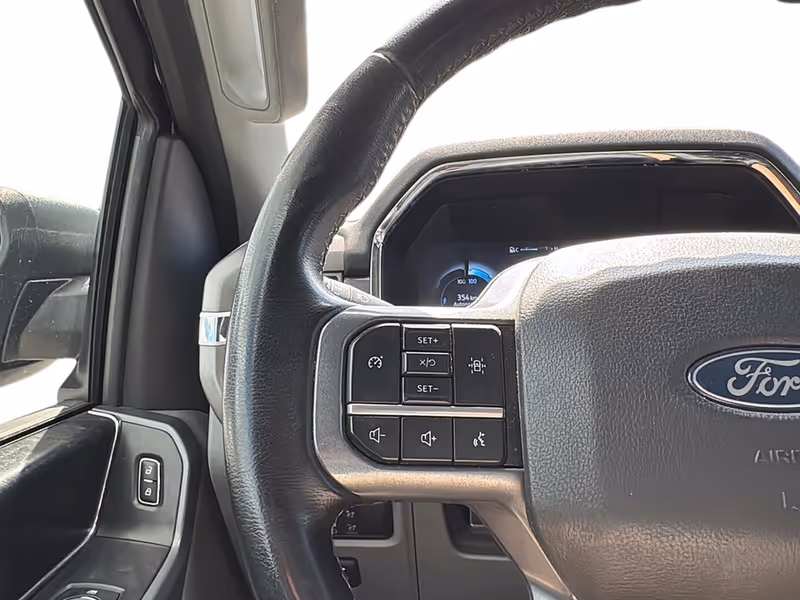2024 Ford F-150 Lightning XLT