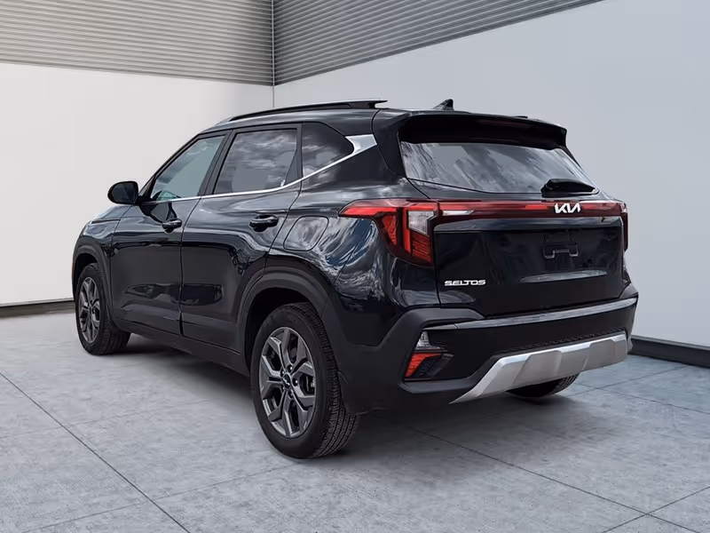 2025 Kia Seltos EX