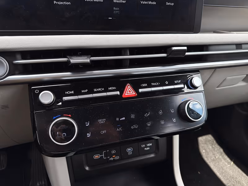 2025 Hyundai Tucson Hybrid Ultimate