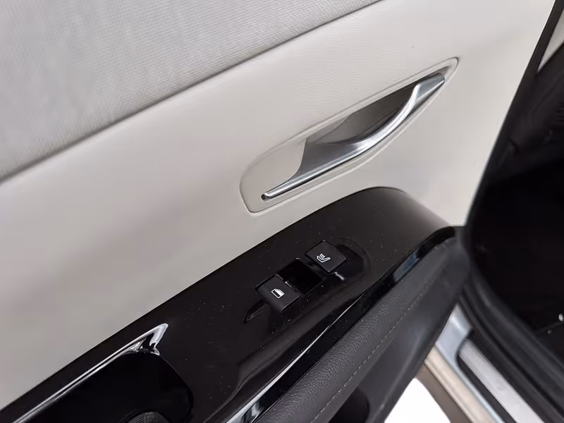 2025 Hyundai Tucson Hybrid Ultimate